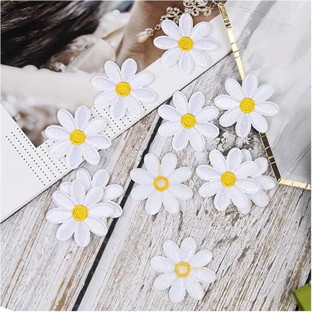 Set 10 miếng vá quần áo dạng ủi/ thêu kiểu dáng bông hoa xinh xắn