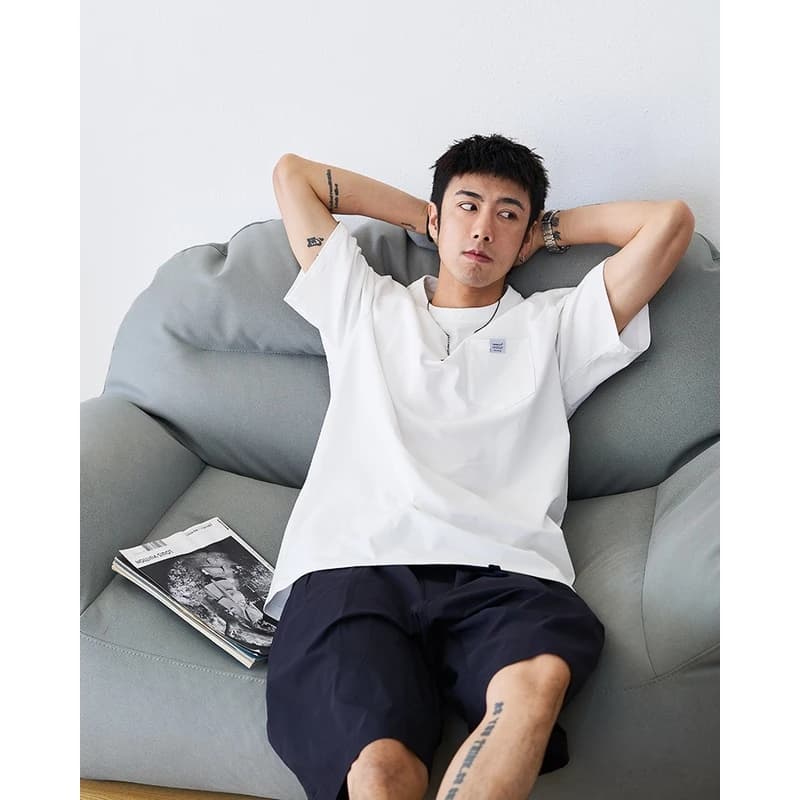 Áo thun nam HappyFamily In Logo Basic Trẻ Trung Chất vải cotton 100 - 2 Màu Trắng Đen