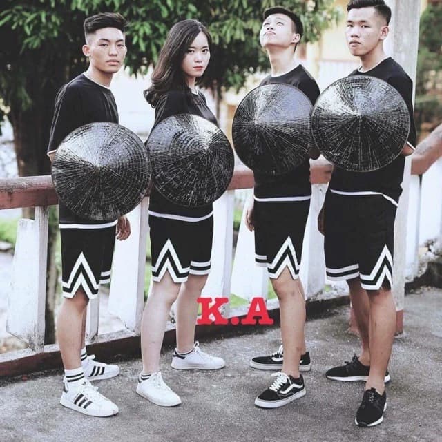 [HOT NEW] Quần đùi nhóm viền V KAG629