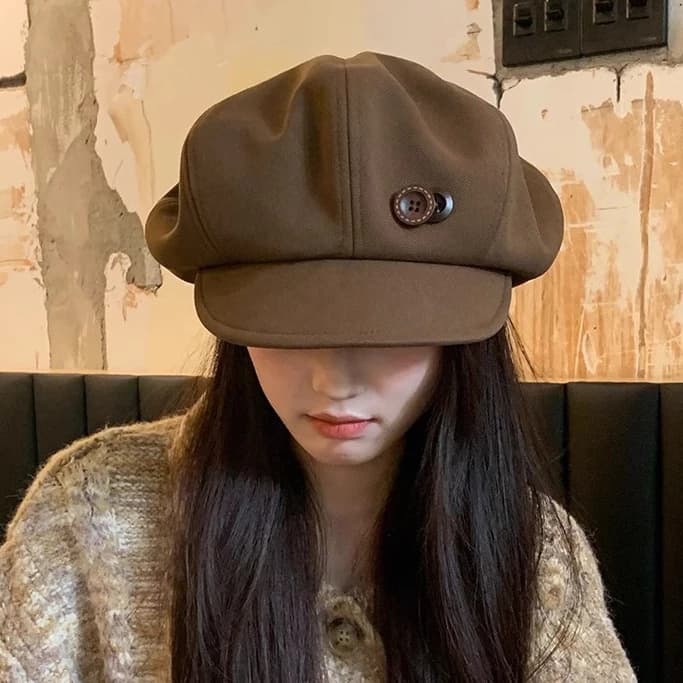 Mũ beret Màu Nâu Đính Nút Thời Trang Thu Đông Nhật Bản Cho Nữ