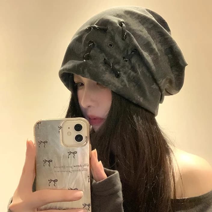 Mỹ Retro Wasteland Phong Cách Cọc Mũ Nữ Xuân Thu Niche Thiết Kế Cảm Giác Chui Đầu Mũ Lạnh Thể Hiện Mặt Nhỏ Baotou Mũ Nam