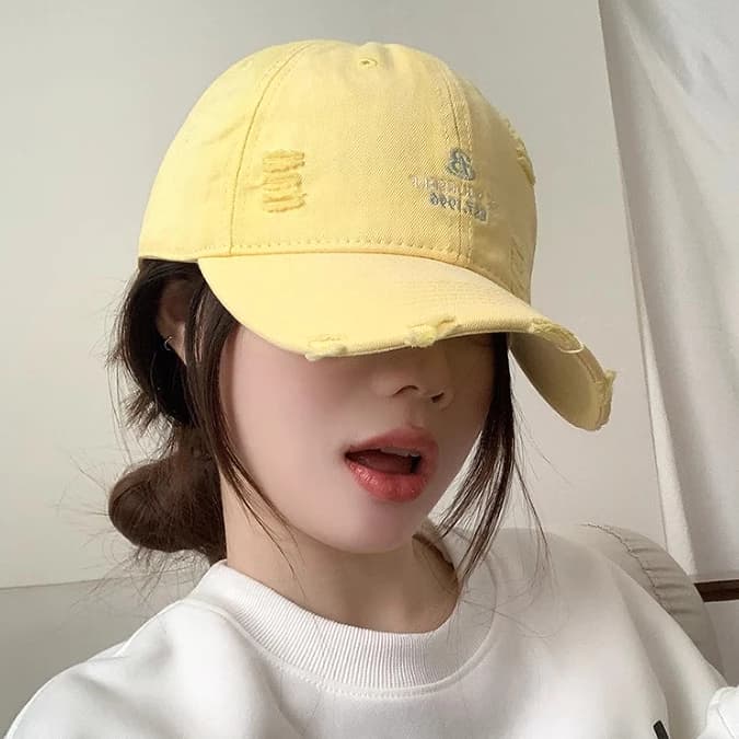 Phiên Bản Hàn Quốc Chữ Thêu Mũ Bóng Chày Vàng Nữ Xuân Hè Đơn Giản Phù Hợp Với Nhỏ Mềm Top Đạt Đỉnh Mũ Cặp Đôi Cùng Phong Cách