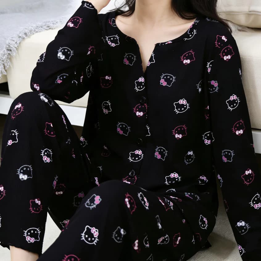 Bộ đồ ngủ Hello Kitty mới, chất liệu cotton có gân, phong cách xuân thu, thiết kế in hình đáng yêu, bộ hai mảnh tiện lợi.