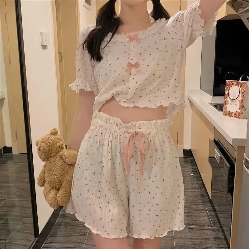 Bộ đồ ngủ nữ tay ngắn - Họa tiết hoa nhỏ, nơ xinh, ren ngọt ngào - Phong cách trong trẻo quyến rũ - Mặc nhà hay đi chơi đều đẹp