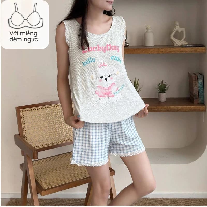 Bộ đồ ngủ mùa hè cho nữ – Áo ba lỗ có đệm ngực + quần đùi – Chất liệu mát lạnh, mềm mại – Họa tiết hoạt hình đáng yêu – Mặc ở nhà hay ngủ đều thoải mái, phong cách trẻ trung