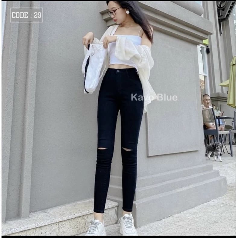 Quần jeans đen rách gối cá tính