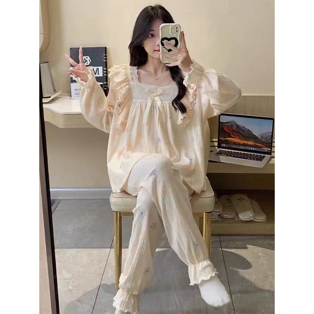Bộ Đồ Ngủ Tay Dài Phối Ren Dễ Thương Cho Nữ