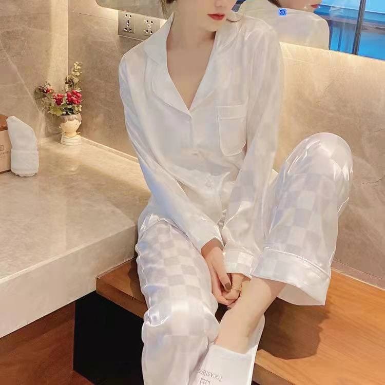 Checkerboard Ice Silk Giả Bộ Đồ Ngủ Lụa Nữ Thu Đông Dài Tay Phiên Bản Hàn Quốc ins Nữ Homewear [luyoo32]