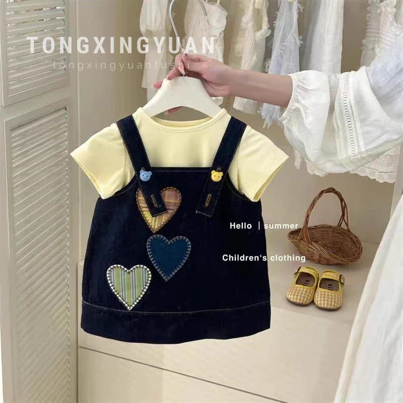 Váy denim cho bé gái mùa hè phong cách mới Bảo Bối nữ phong cách Hàn Quốc thời trang váy vest Áo Thun Hai mảnh