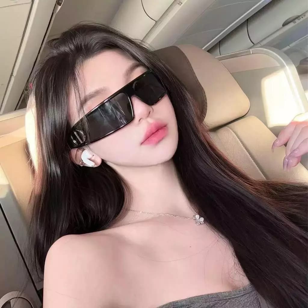 Kính Y2K Chữ DD Vòng Cung New 2025: Cao Cấp Chống Tia Cực Tím, Cool Ngầu Cá Tính