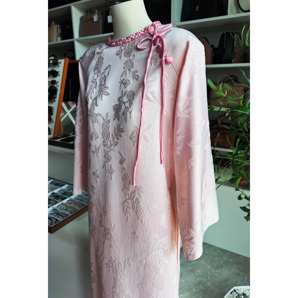 Áo dài châu sa cổ tròn (chưa bao gồm quần)