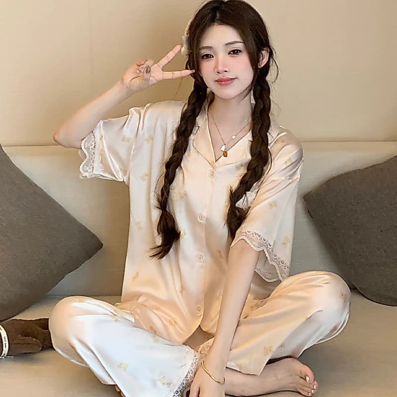(40-72.5kg)Vải lụa Polyester Bộ pijama lụa lạnh hình gấu dễ thương cho phụ nữ, đồ ngủ cao cấp với tay ngắn và quần dài