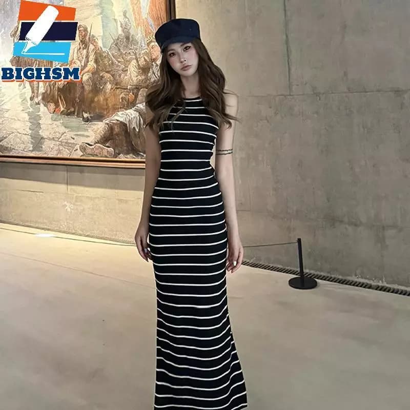 [BIGHSM] Đầm Vest dài không tay sọc phong cách Ins mới đi biển Vaion Váy dệt kim dáng rộng dài gợi cảm
