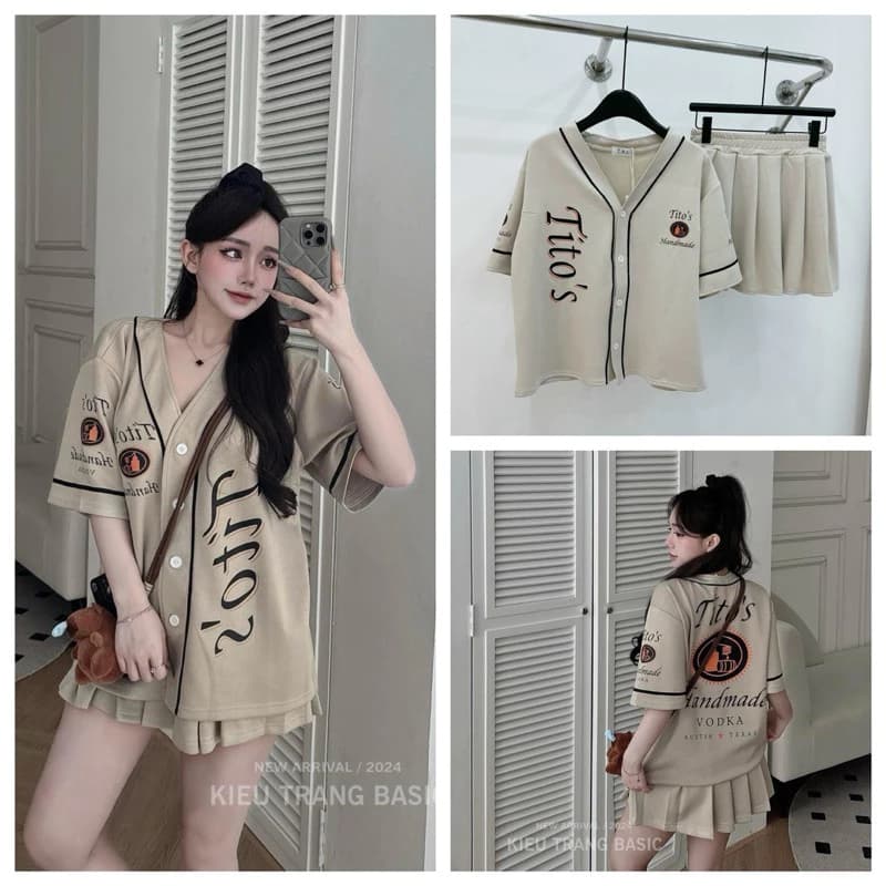 Set bộ cổ V mix cv xếp ly siu hot  Chất liệu umi xốp  👉 Hình in ép nhiệt trc sau chuẩn xịnn luôn ah
