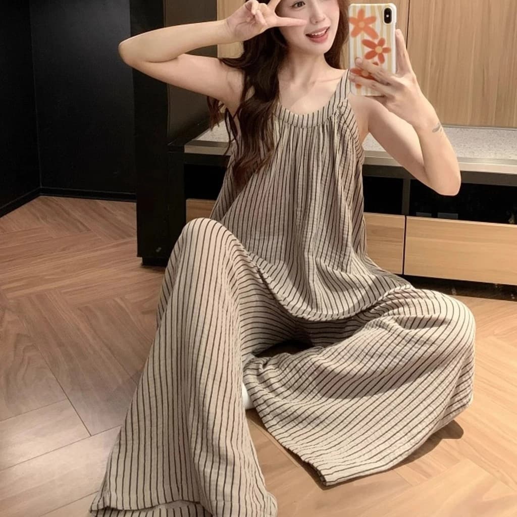 Bộ đồ ngủ mùa hè cotton pha lanh - Áo quai bản + quần dài - Phong cách thời trang, xu hướng INS - Mẫu hot được yêu thích - Đồ ngủ tại nhà thoải mái - Free ship ✅ Giao hàng trong ngày