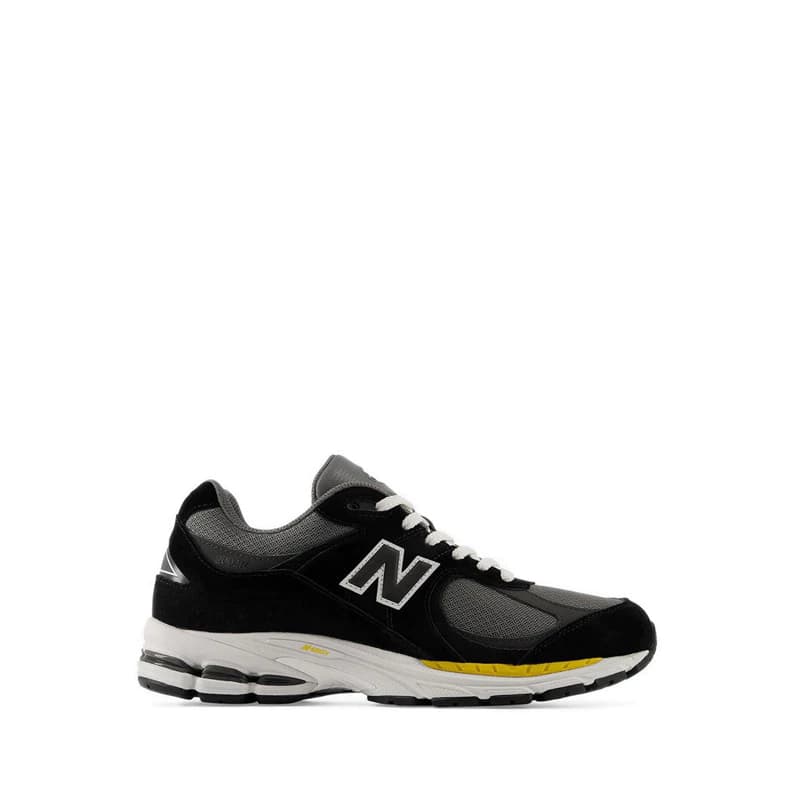 Giày Thể Thao New Balance 2002R Unisex - Black