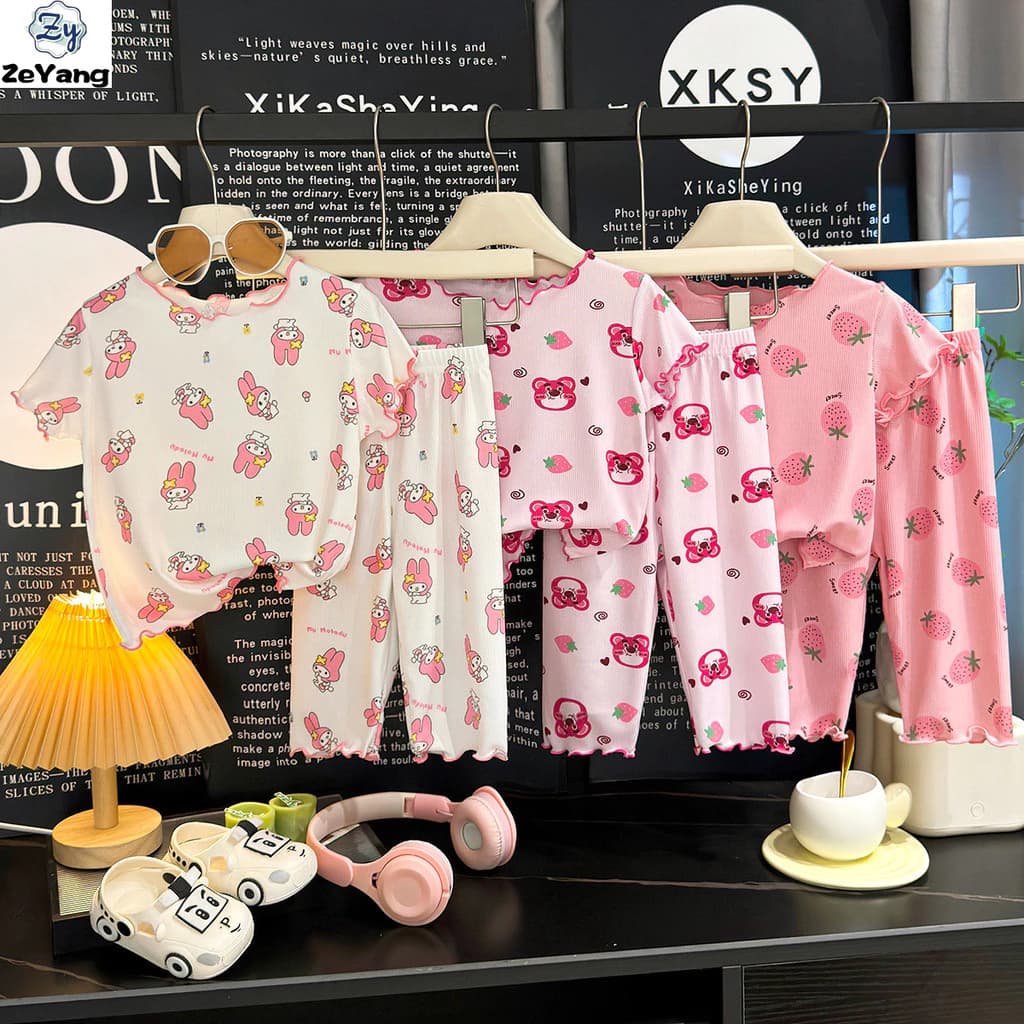 [ZY] 80-170 Bộ áo thun ngắn tay bằng lụa băng dành cho trẻ em mặc thường ngày tại nhà Bộ quần crop cho bé Bộ đồ ngủ Thời trang Quần áo trẻ em Vận chuyển nhanh