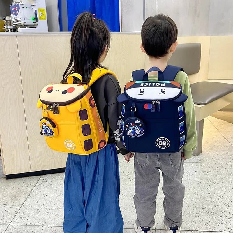 Xe Bé Trai Bé Gái Schoolbags Học Sinh Mẫu Giáo Ba Lô Dung Tích Lớn Có Giá Trị Cao