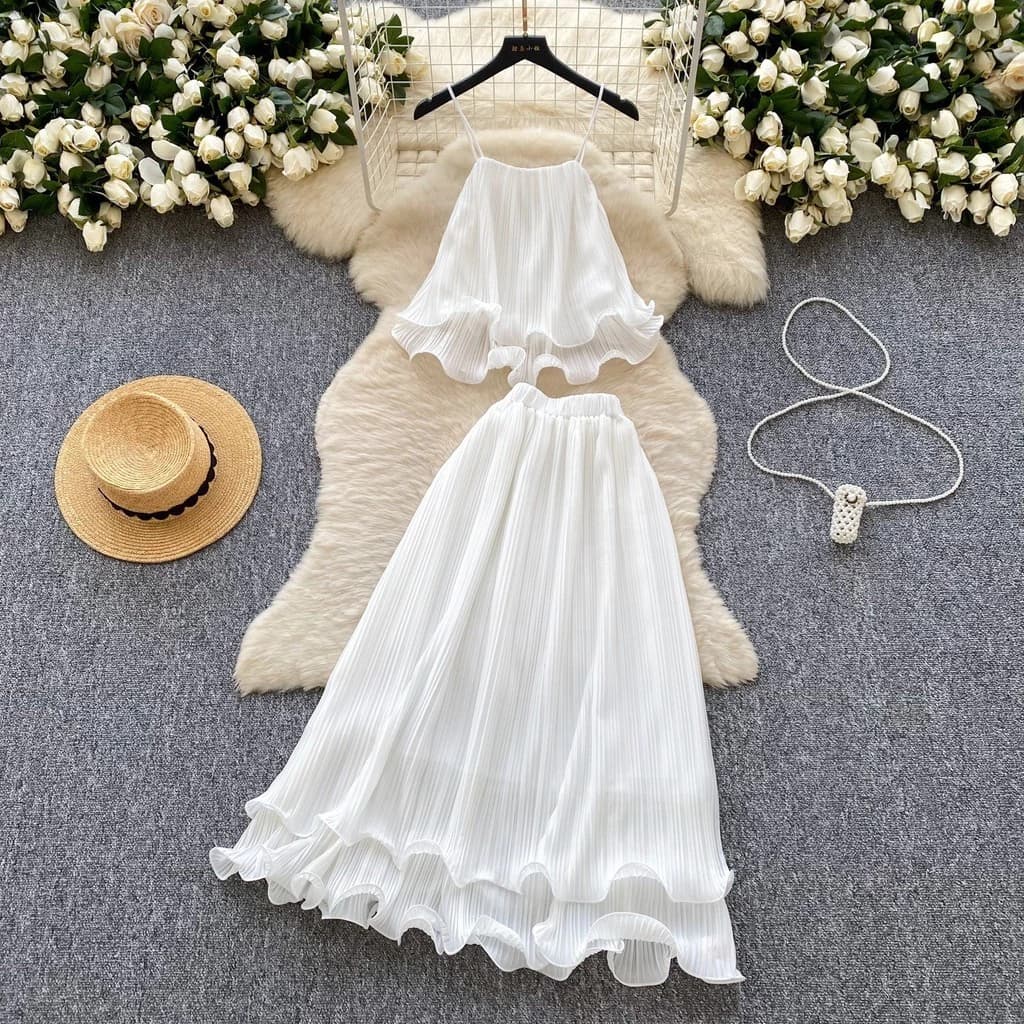 Bộ đồ áo hai dây kiểu pháp, chân váy xếp ly  bèo nhún cạp cao