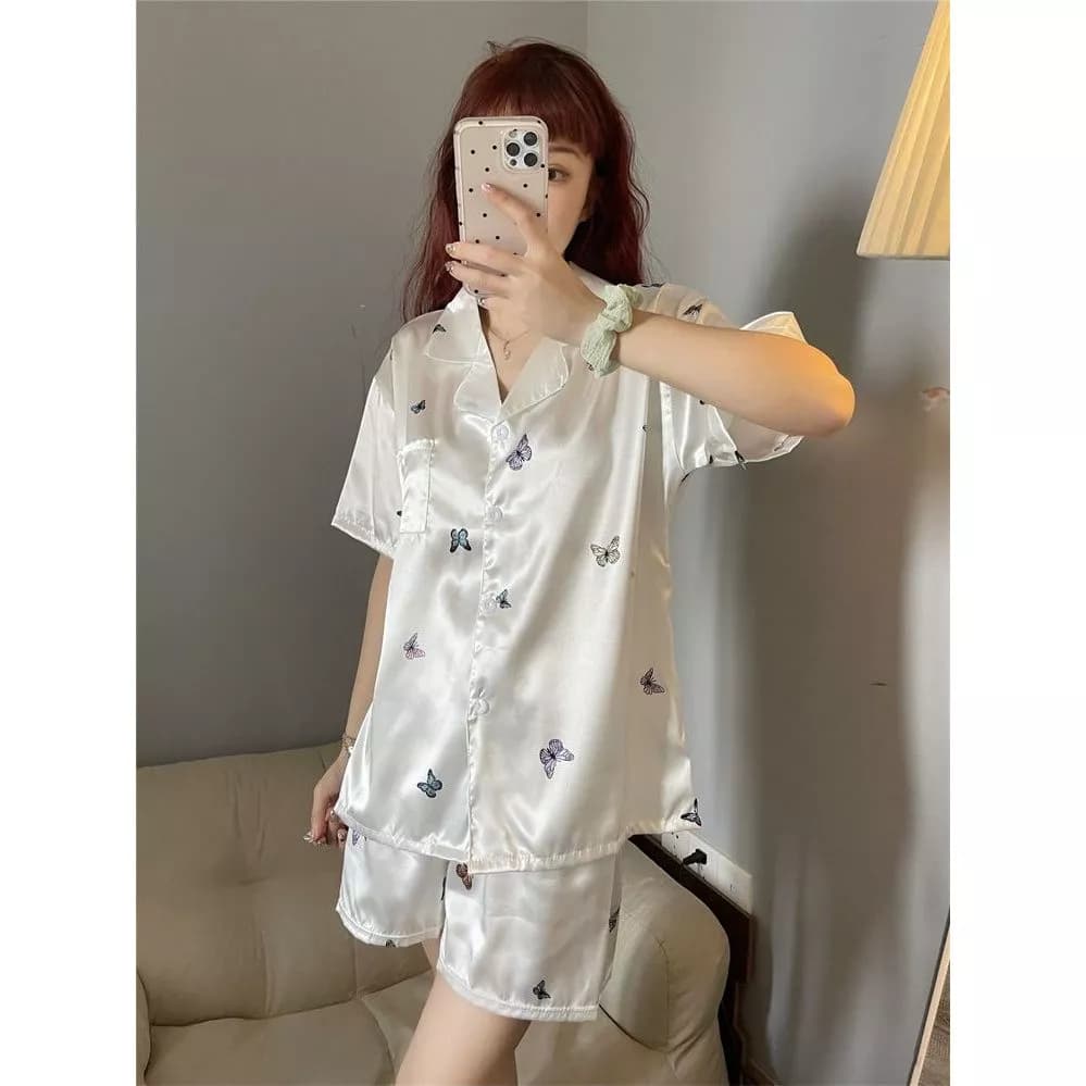 Bộ đồ ngủ nữ in hình bướm ngọt ngào mới, chất liệu lụa băng mát mẻ, áo cardigan ngắn tay mặc nhà mùa hè- Hàng Order