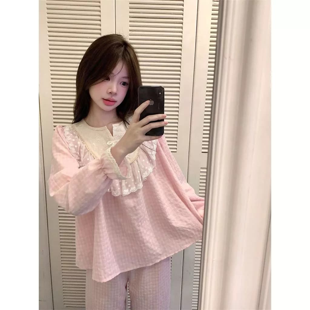 Bộ Đồ Ngủ Nữ Dài Tay Kẻ Caro Viền Ren Phong Cách Công Chúa Ngọt Ngào Và Dễ Thương, Mẫu Mới Xuân Hè - Hàng Order
