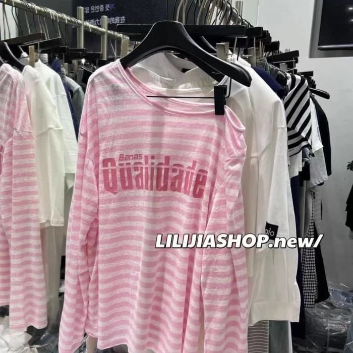 Áo thun dài tay in chữ Dongdaemun sọc rộng trễ vai áo chống nắng áo sơ mi nữ hàng đầu