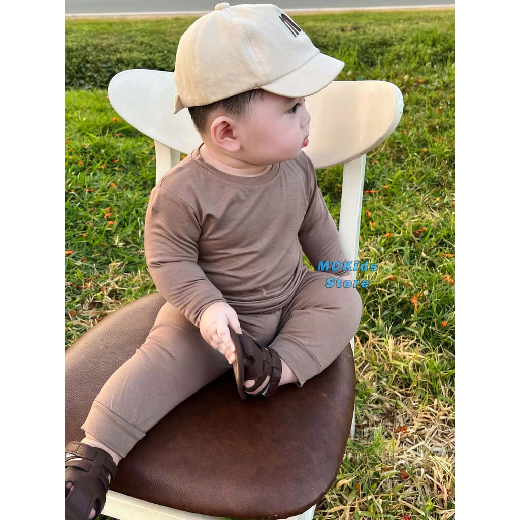 Bộ quần áo thun lạnh tay dài quần dài MDKIDS cho bé trai và bé gái 15-20kg.