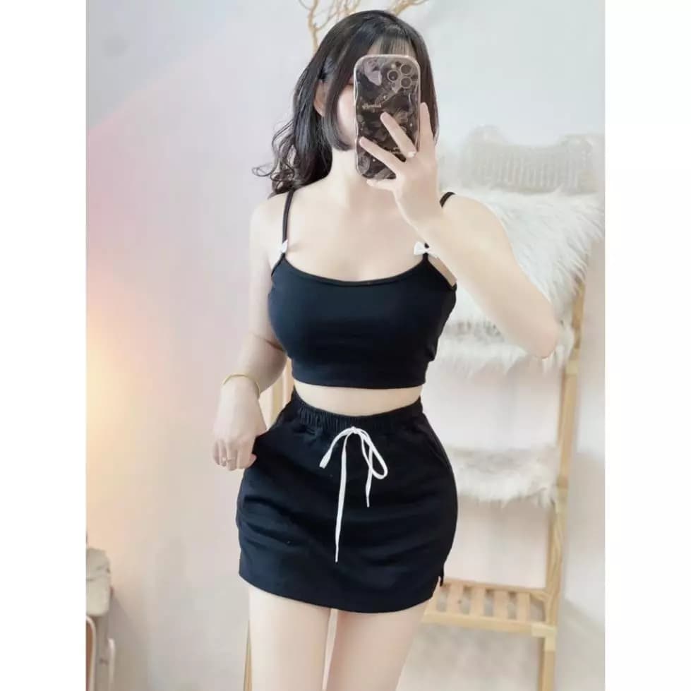 Sét bộ áo 2 dây croptop đính nơ dây phối chân váy chữ A trơn cực xinh YBM