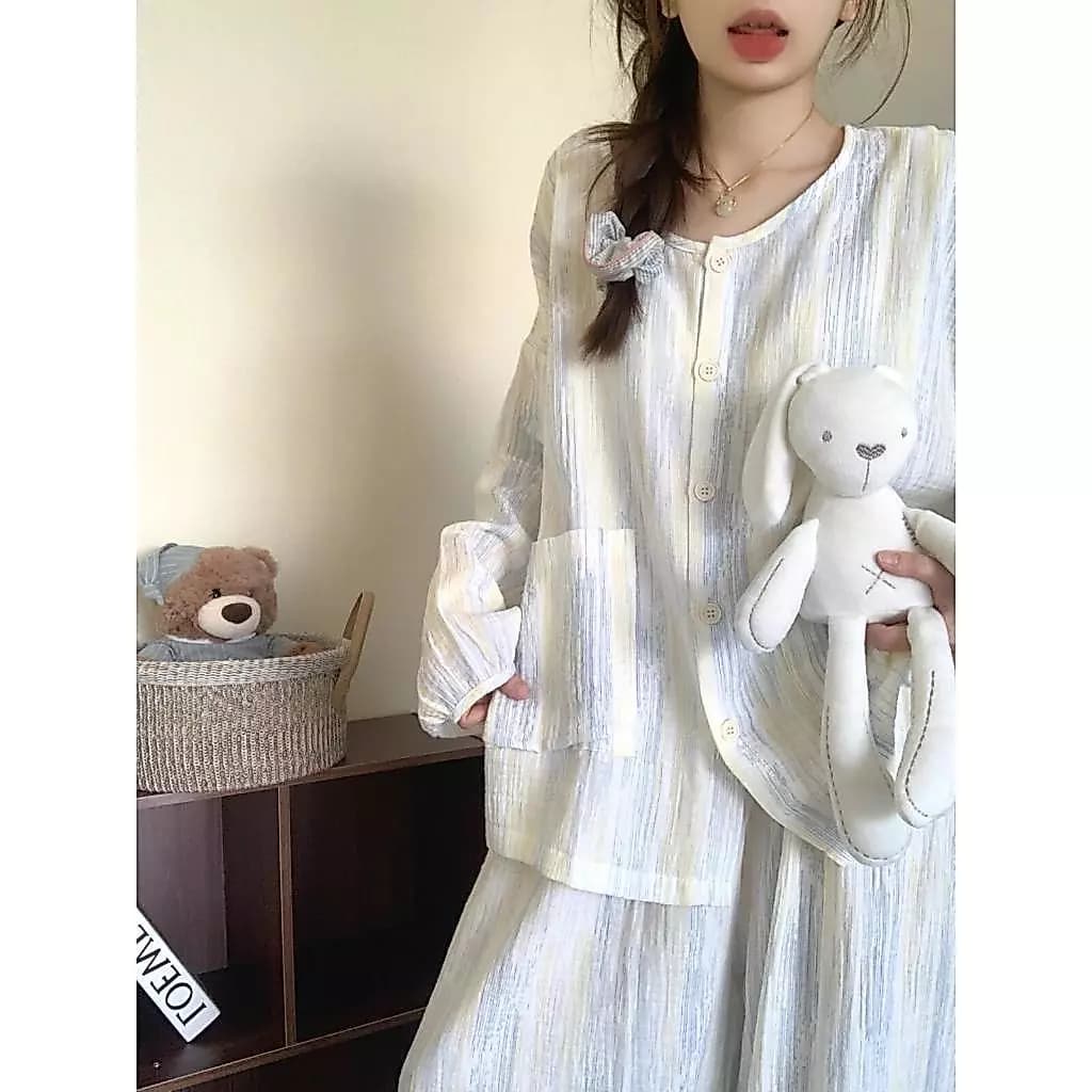 Bộ đồ ngủ mùa thu mới nhất - Cotton nguyên chất - Dáng rộng thoải mái - Áo tay dài + quần dài - Phong cách Hàn Quốc ngọt ngào, cá tính - Mẫu hot bán chạy - Free ship ✅ Giao hàng trong ngày