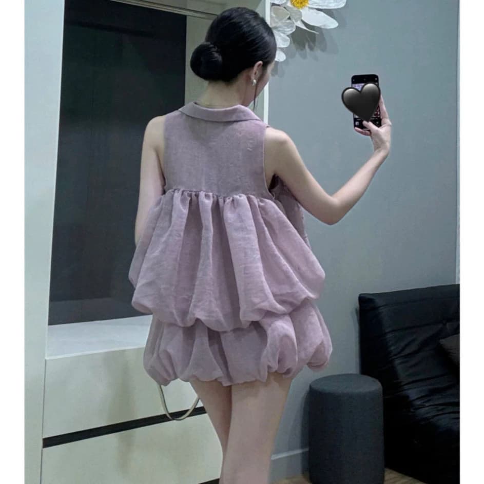 𝑴𝒐𝒏𝒔𝒕𝒂_𝒔𝒕𝒖𝒅𝒊𝒐//  Bộ Áo Tơ Sát Nách Cổ V Kèm Chân Váy Bí Bồng Ngắn Xinh Xắn DYNA STUDIOS