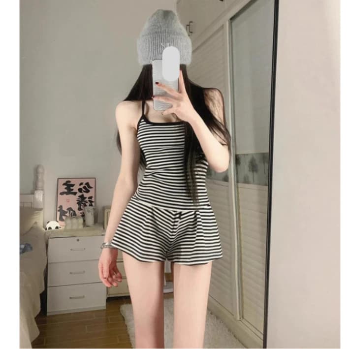 Bộ Đồ Ngủ đồ ngủ nhà Nữ 2 Dây Áo Ba Lỗ Sọc Ngang Đen Trắng – Chất Liệu Mềm Mại, Thoáng Khí, Kiểu Dáng Trẻ Trung D068-1K4