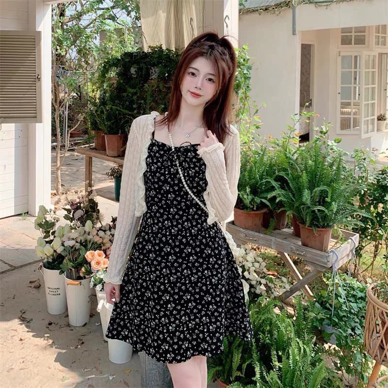 [VIDEO/LOẠI 1] SET VÁY 2 DÂY HOA NHÍ ĐEN KÈM ÁO CARDIGAN REN HOA NHÍ SIÊU XINH