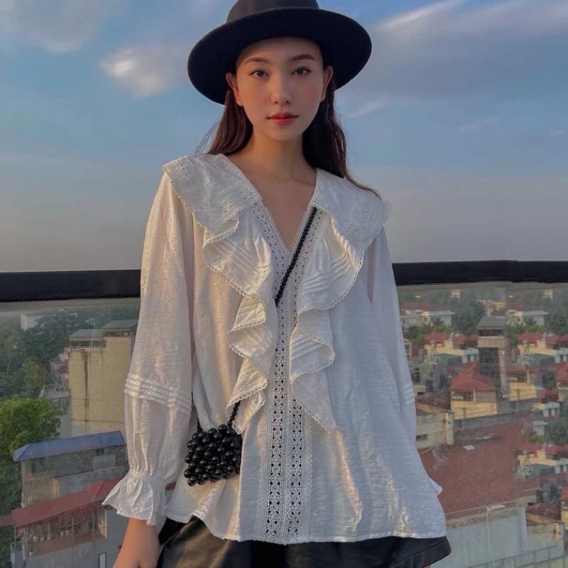 Áo trắng cổ bèo chạy ren tay bo MYA HOUSE