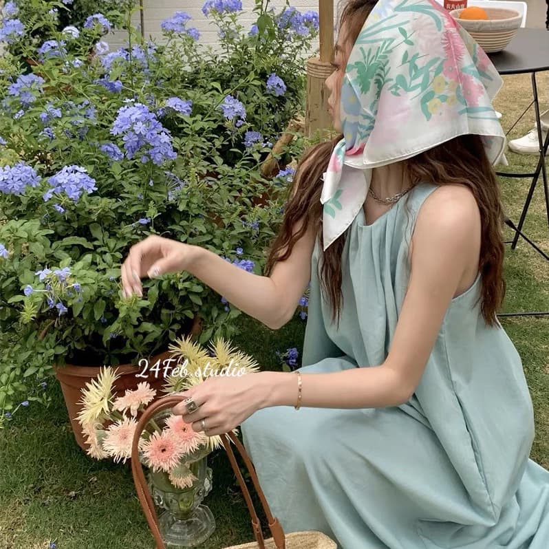 Váy nữ dáng xuông sát nách xếp li cổ phong cách vintage Hàn Quốc 24Febstudio VN33
