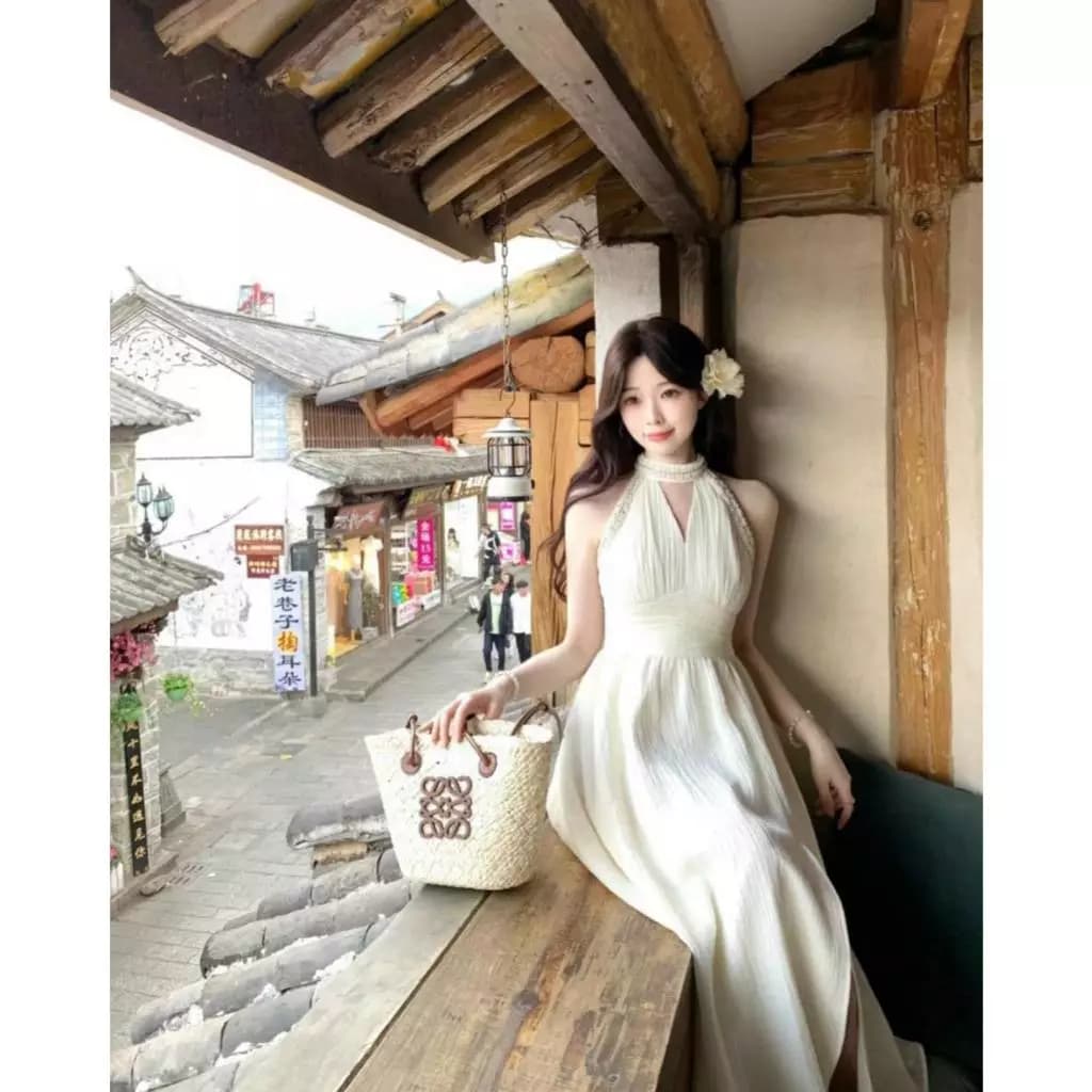 🌽 ĐẦM TIỆC XINH - Đầm cổ yếm viền ngọc xẻ tà đũi tơ 🔥𝐇𝐨𝐚̉ 𝐓𝐨̂́𝐜🔥 𝐌𝐄𝐎𝐈𝐍𝐃𝐀𝐇𝐎𝐔𝐒𝐄 (VUI LÒNG IB MÈO ĐỂ ĐƯỢC TƯ VẤN KÍ Ạ)