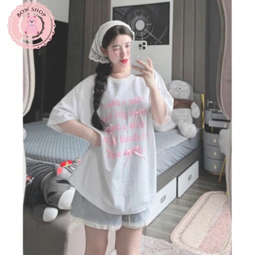 Bộ đùi áo phông chữ phối nơ kèm quần đùi phối ren