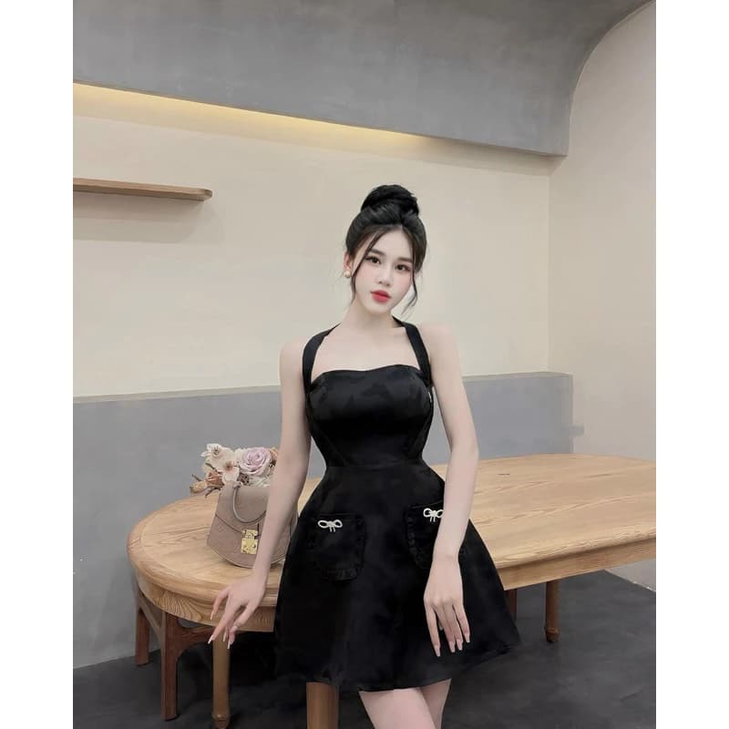 Váy Taffa Gấm Thêu Chất Đẹp Cổ Yếm Tag Nơ Đá Cực Xinh, Sang Trọng Quyến Rũ Phù Hợp Mặc Đi Chơi, Đi Tiệc