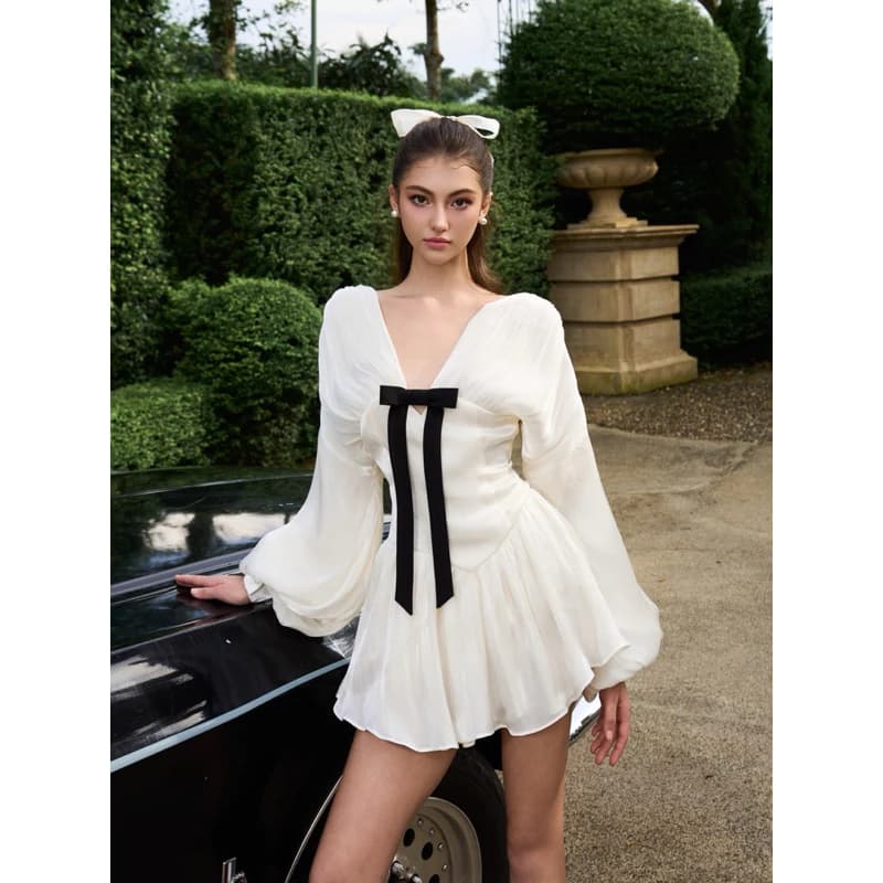 AMELIE - Váy cổ chữ V tay bồng đính nơ - Lullaby Dress