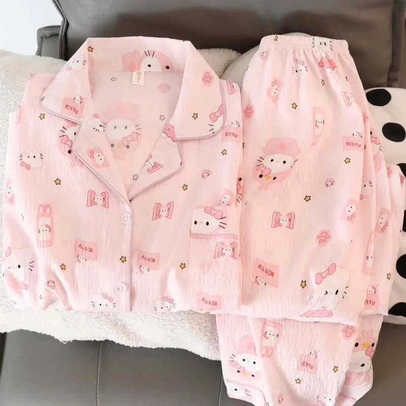 Bộ Ngủ Tay Dài Hoạ Tiết Dễ Thương Dành Cho Mùa Đông