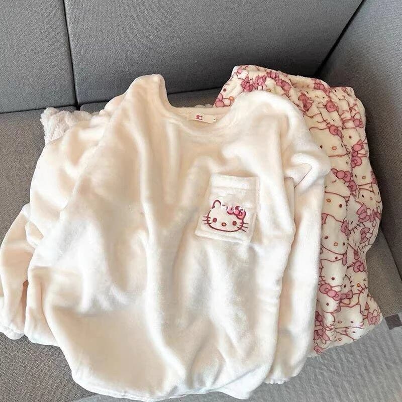 Bộ Ngủ Lông Cute Helle Kitty Siêu Ấm Dành Cho Mùa Đông