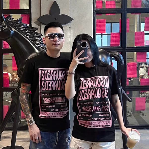 Áo Phông nam dsq chữ Hồng 2 màu đen trắng Áo phông nam nữ Premium Cotton cổ bo dày dặn boy phố mã dsqchữ hồng