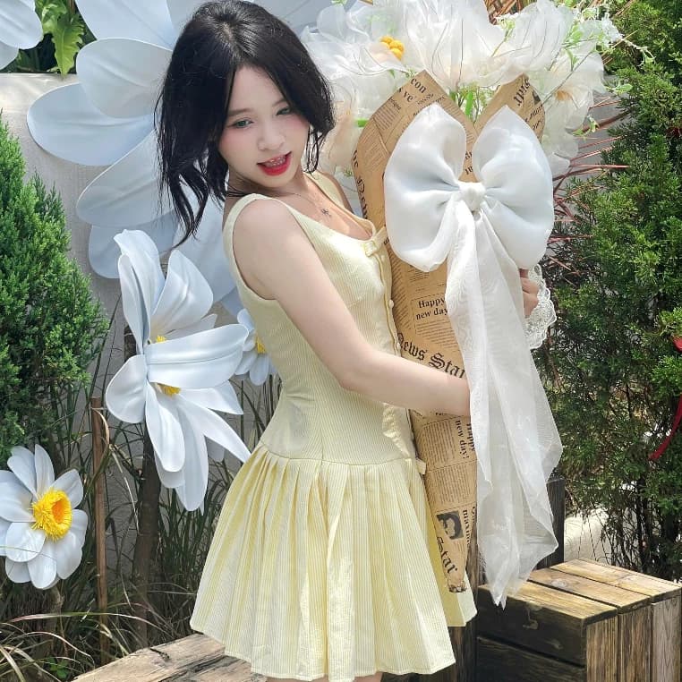 Váy kẻ hai dây phối nơ ngực dáng đuôi cá xếp ly phong cách tiểu thư Hàn Quốc 24Febstudio VN99