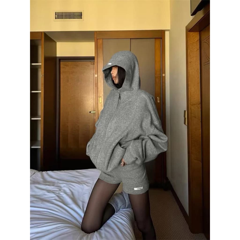 𝐂𝐡𝐚𝐫𝐥𝐨𝐭𝐭𝐞.𝐨𝐝_ [KÈM ẢNH THẬT] Set Áo Khoác Len Dệt Kim Dài Tay Có Mũ Trùm Đầu + Quần Short Cá Tính Hàng QCL1 Dày Dặn