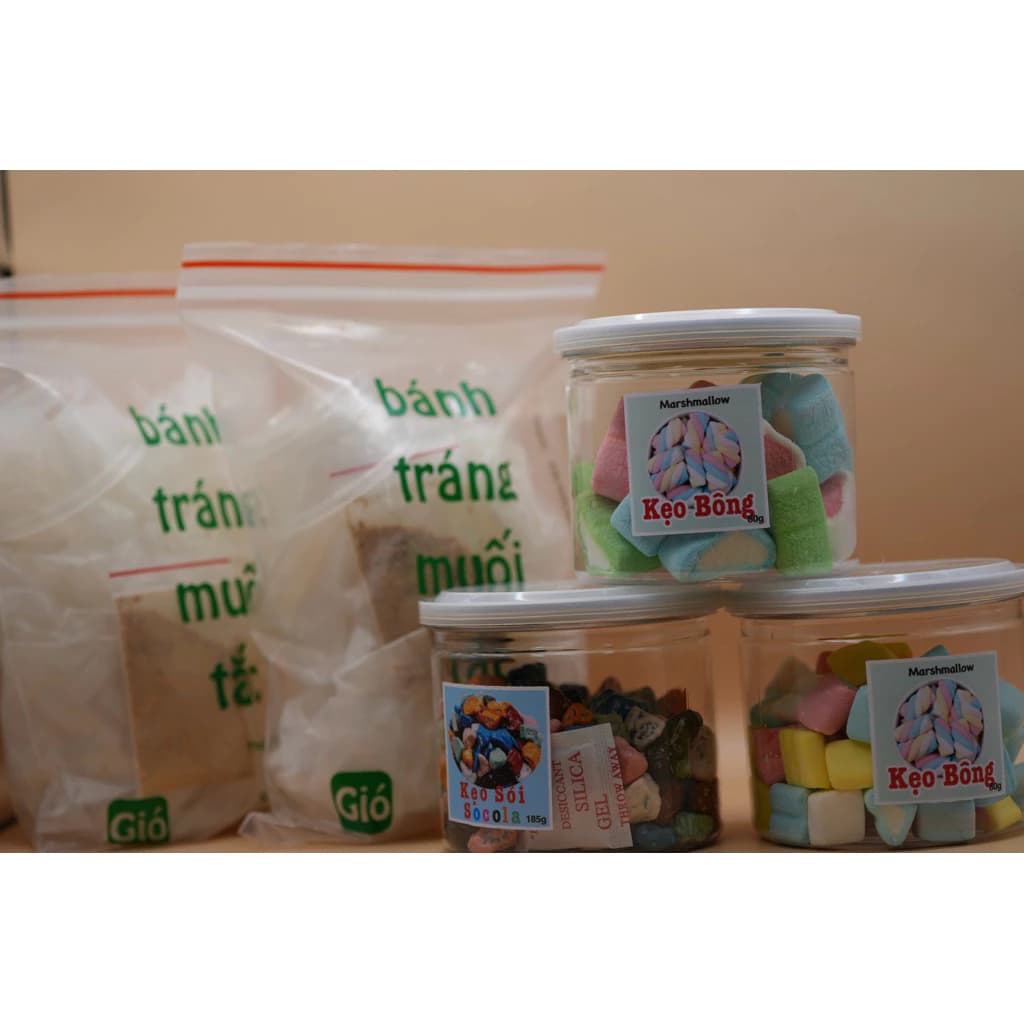 Combo Ăn Vặt Học Sinh ( Bánh tráng muối tắc+ kẹo socola+ kẹo marshmallow)