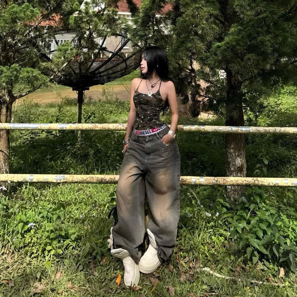 [ 𝐂𝐀𝐌𝐎 𝐒𝐓𝐀𝐑 ] Set áo dây hoạ tiết camo star Slimfit - Quần ống rộng grunge wash jeans | BY DANEJI
