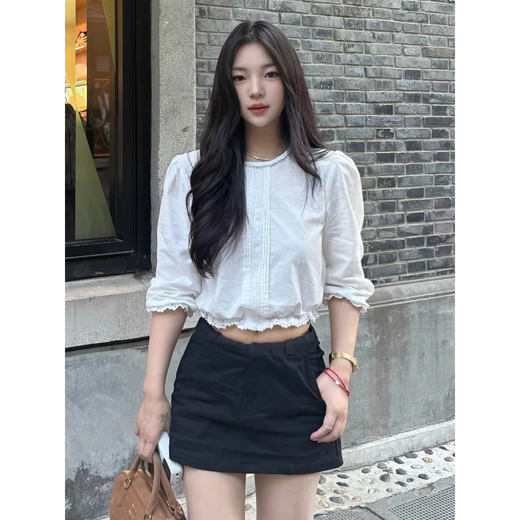 [NEW ITEM] Áo Croptop Trắng Tay Bồng Vintage Phối Ren