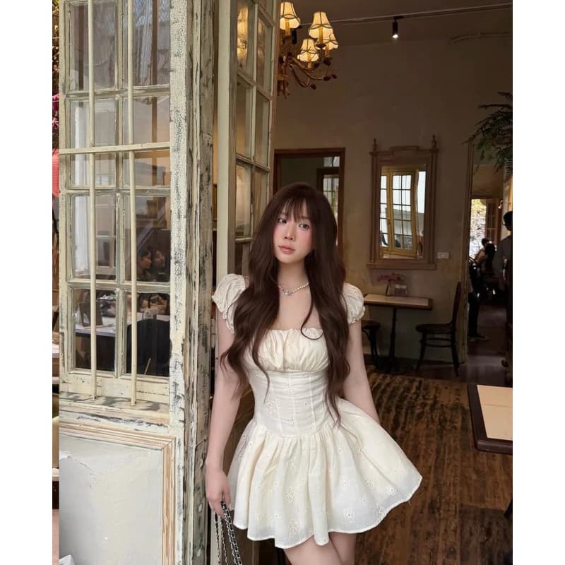 Đầm trắng kem vintage tay phồng ôm eo váy ngắn nữ tính Hina Dress - QuynhTrangBasic