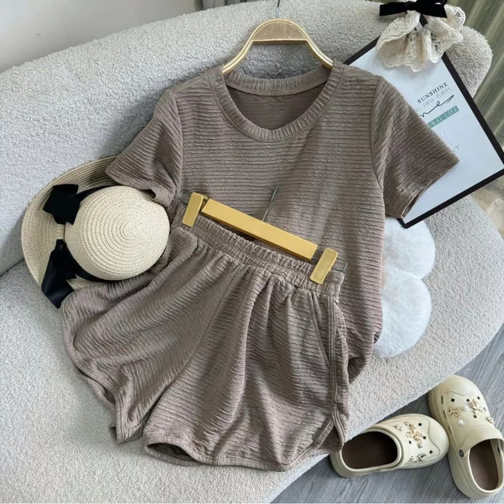 Set đồ The Simple bigsize nữ tay ngắn cổ tròn kèm quần đùi ống rộng lưng thun co giãn chất xốp nhật thời trang SET821