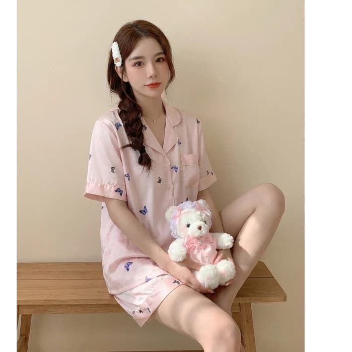 Bộ đồ ngủ họa tiết cherry lụa cao cấp dễ thương sang chảnh mặc đi chơi , ở nhà
