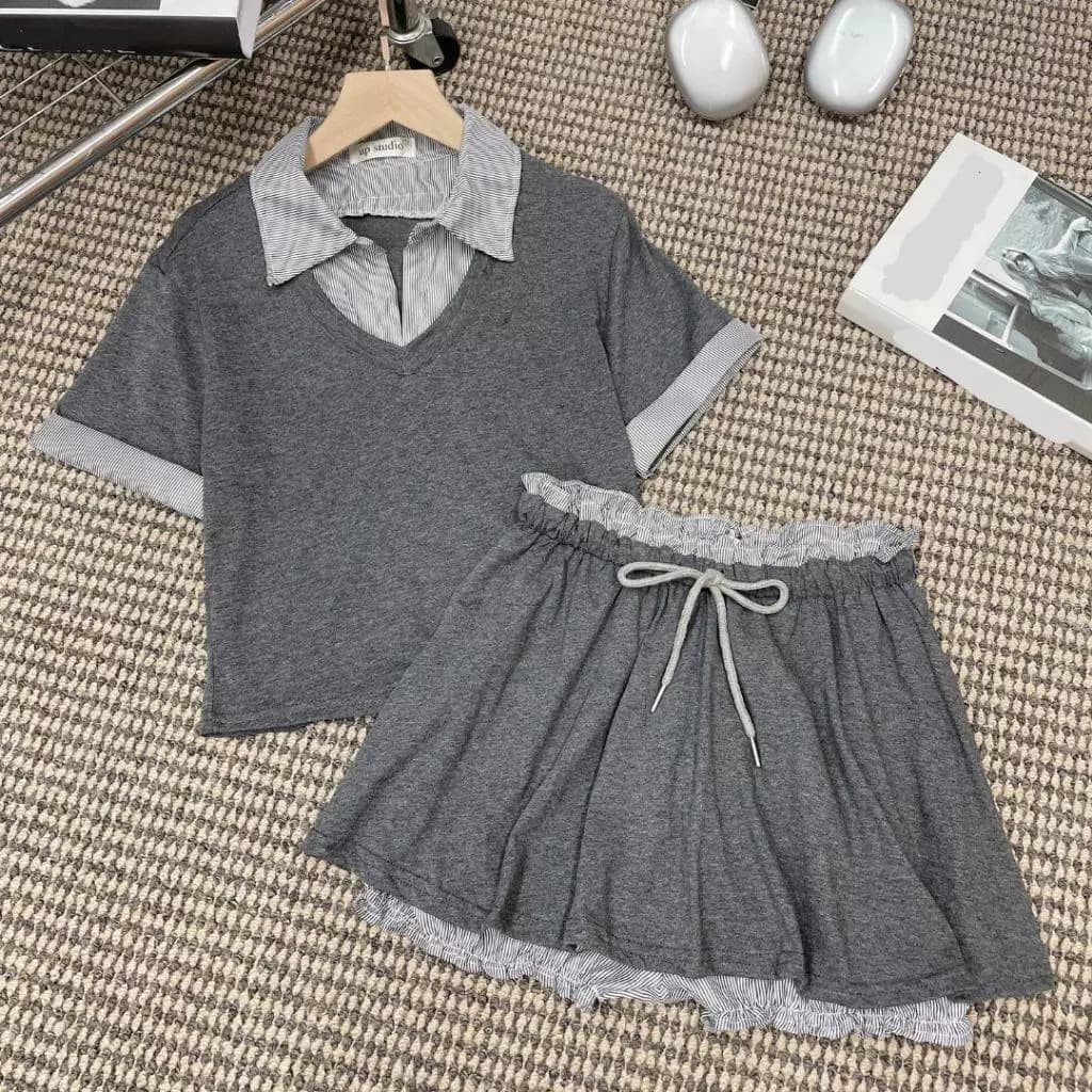 Set áo cổ sơ mi kèm chân váy xếp ly có quần trong màu đen màu ghi màu xanh phong cách hàn quốc hot trend Nữ 790